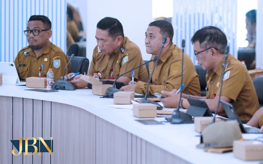 Rakor mingguan: Bupati Saidi minta SKPD fokus capai target dan jaga pelayanan publik