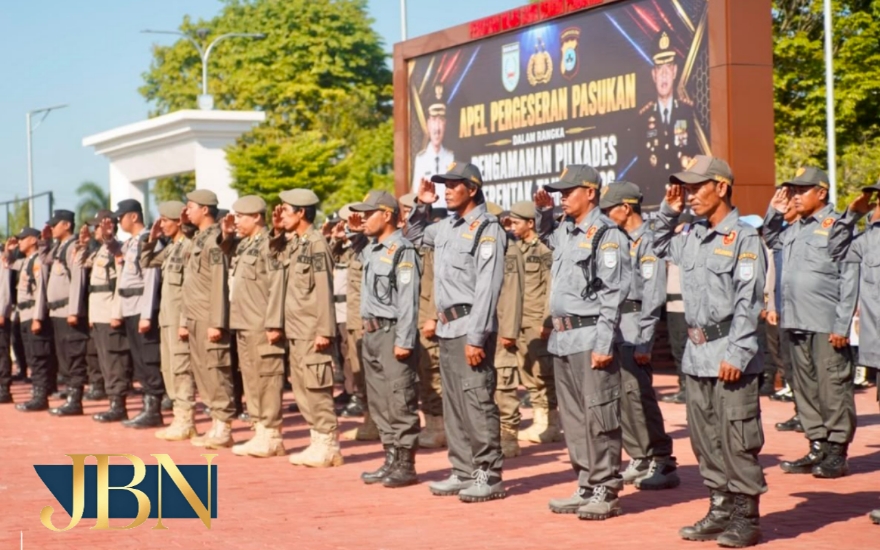 Kapolres Banjar pimpin apel pergeseran pasukan, kawal Pilkades Serentak 2026 aman dan tertib