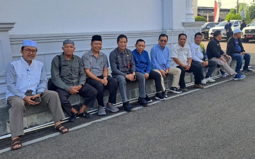 Bupati Shalahuddin Safari Jumat di Desa Sikan, serap langsung aspirasi warga