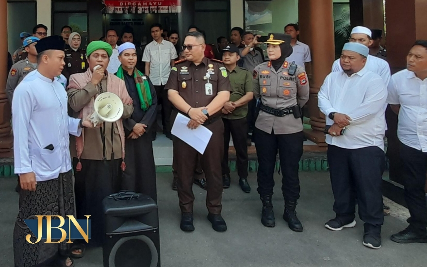 Jemaah dan masyarakat Batola desak keadilan vonis penganiayaan Guru Husin